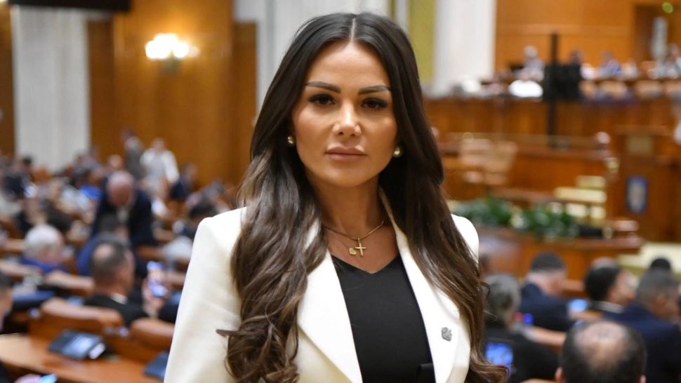 Valentina Aldea, senatoarea POT bătută cu ranga.