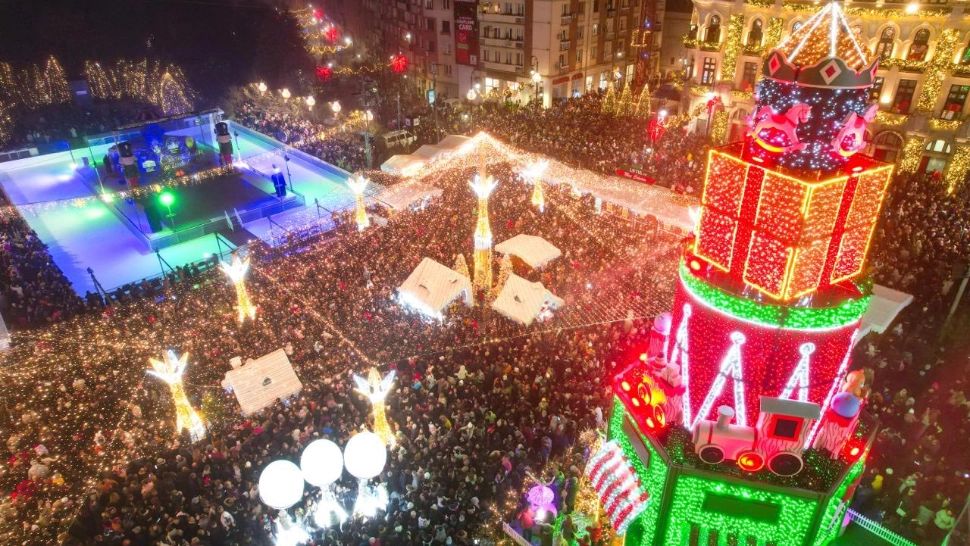 Ce prețuri sunt la Târgul de Crăciun de la Craiova 2025: unul dintre cele mai spectaculoase din țară, dar și printre cele mai costisitoare