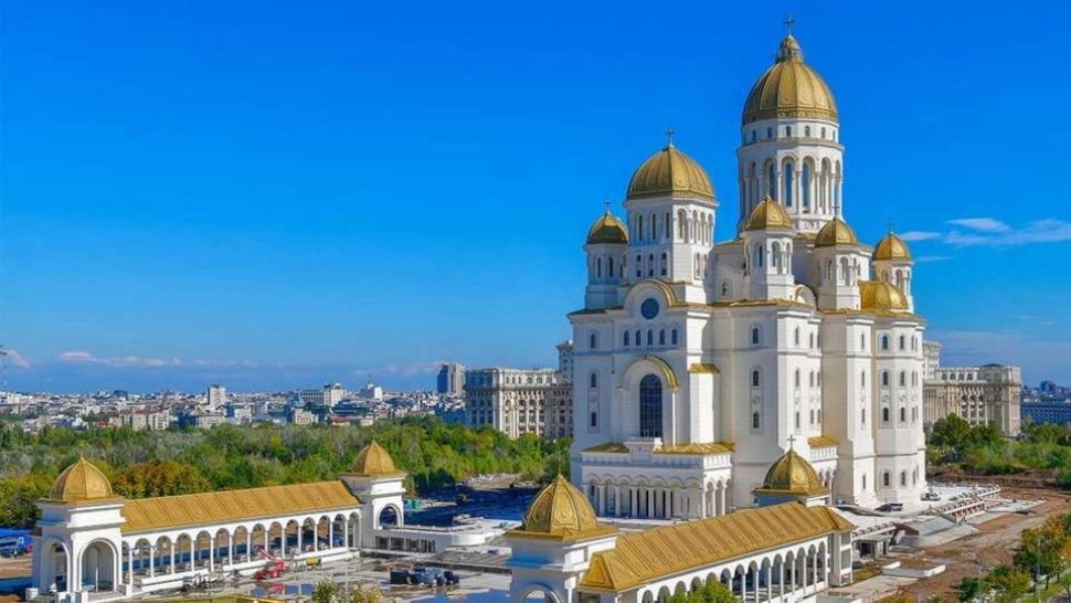 Peste 290.000 de persoane au vizitat Catedrala Mânturirii Neamului