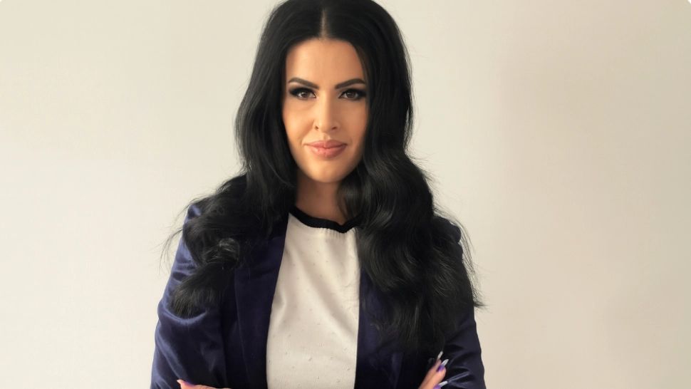 Laura Firica