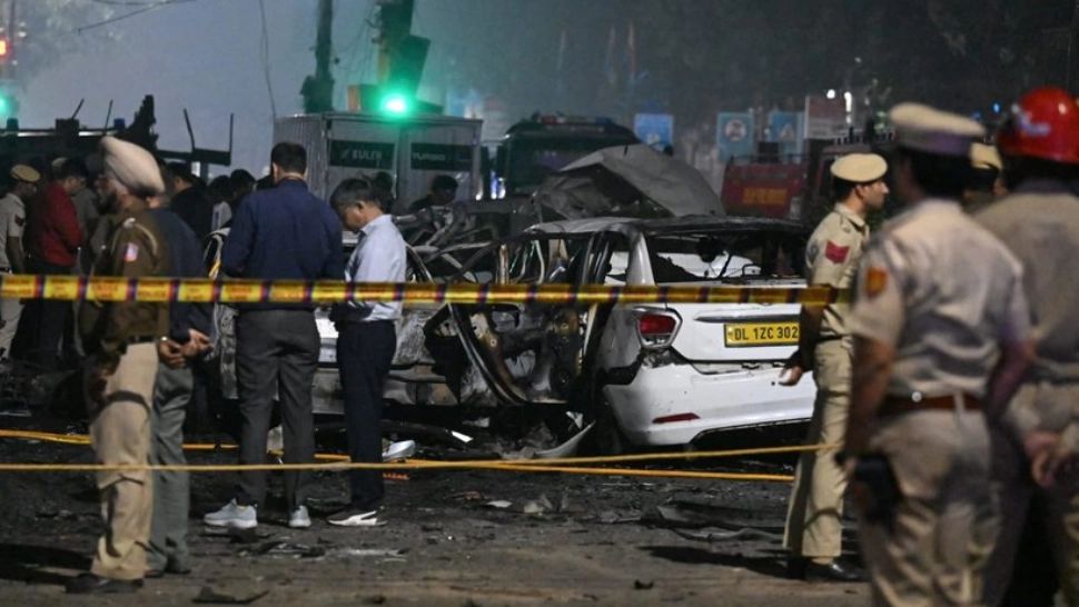 Explozie devastatoare la New Delhi: cel puțin 10 morți și zeci de răniți în apropierea Fortului Roșu