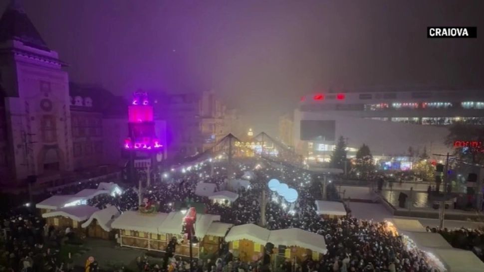 Cele mai vizitate târguri de Crăciun și-au deschis porțile. Craiova și Sibiu au dat startul sărbătorilor de iarnă