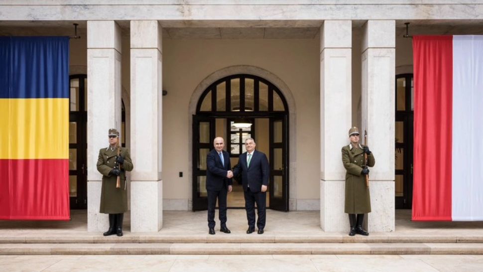 Ilie Bolojan i-a făcut o vizită lui Viktor Orban la Budapesta. Foto: Guvernul României