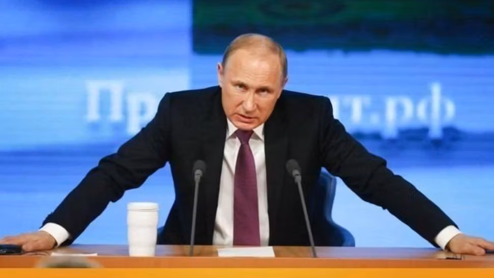Vladimir Putin ține Europa la distanță de Ucraina. Foto.Profimedia