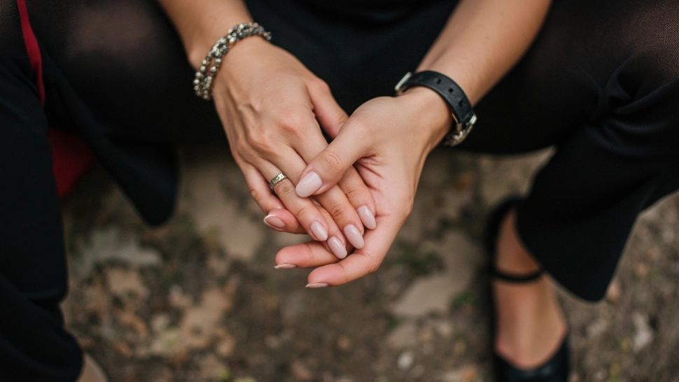 Freza electrică pentru unghii nu mai este un instrument rezervat doar profesioniștilor din saloanele de înfrumusețare