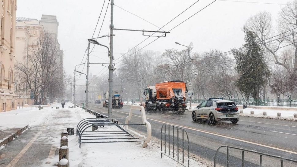 COD GALBEN de ninsori în zilele de Crăciun. Stratul de omăt atinge 20 de centimetri grosime în anumite zone din țară