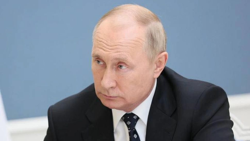 Vladimir Putin îi promite sprjin neclintit noului lider suprem al Iranului.