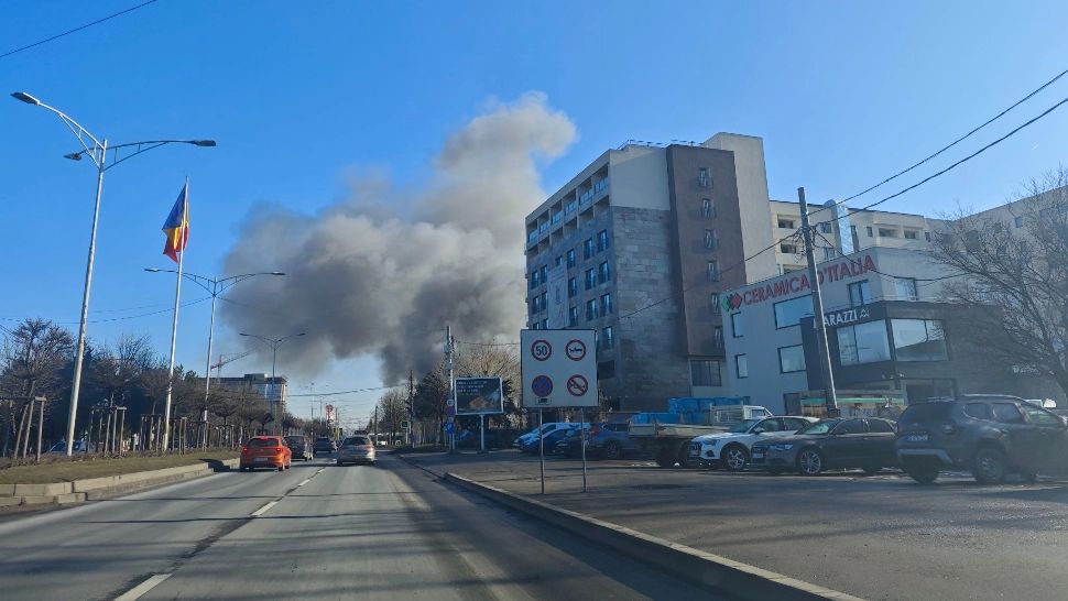 Potrivit pompierilor, există pericol de explozie