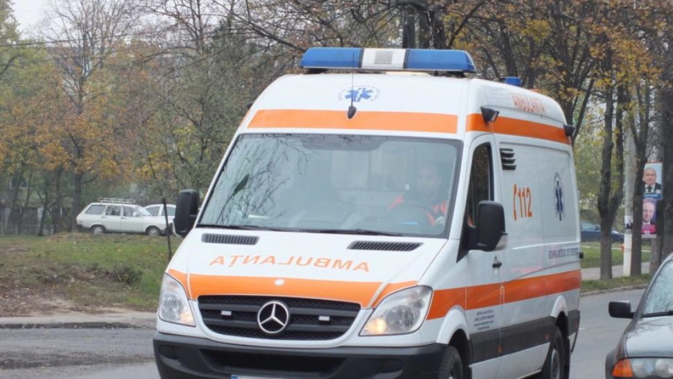 Un autocar cu 71 de persoane la bord a fost implicat într-un accident la Sinaia