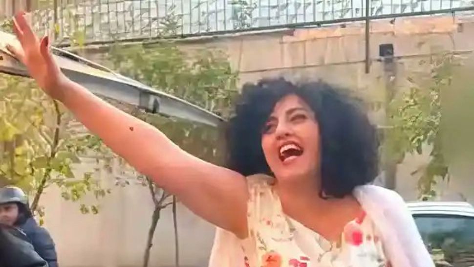 Narges Mohammadi este un personaj extrem de controversat in Iran