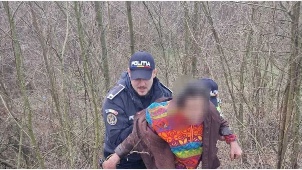 Bătrân găsit în viaţă după trei zile petrecute pe un câmp din Mehedinți