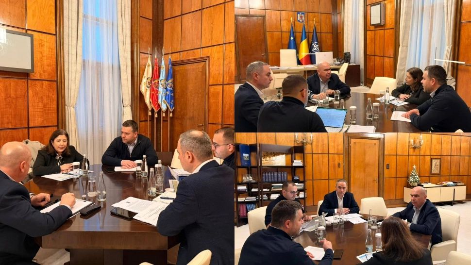 Întâlnire de taină între Ciucu și Bolojan, discuții despre sărăcie