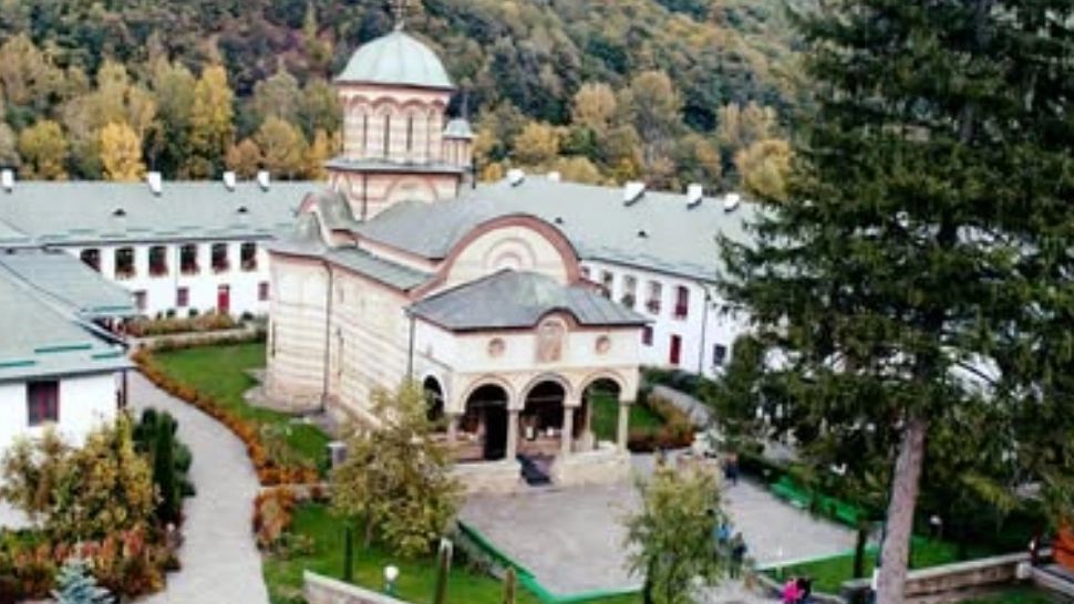 Mormântul lui Mircea cel Bătrân de la Cozia a fost redeschis după 100 de ani