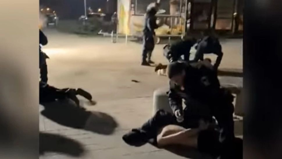 A doua zi de Crăciun, cu pumni și scandal în Mamaia