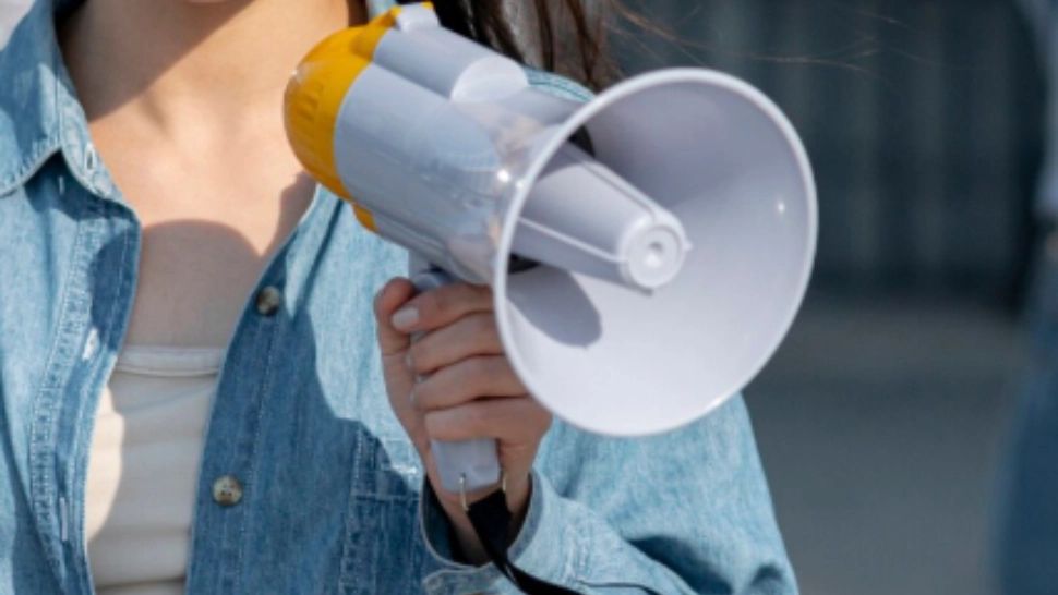Protest în fața Palatului Cotroceni