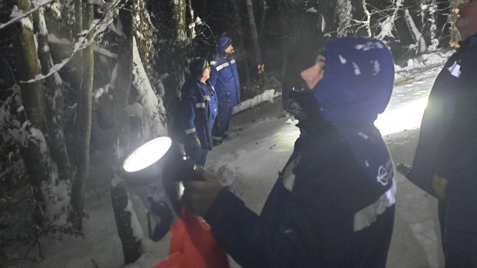 Situația alimentării cu energie electrică: doar 4.000 de gospodării mai sunt afectate. Intervențiile DEER în Munții Apuseni/ Foto: Facebook