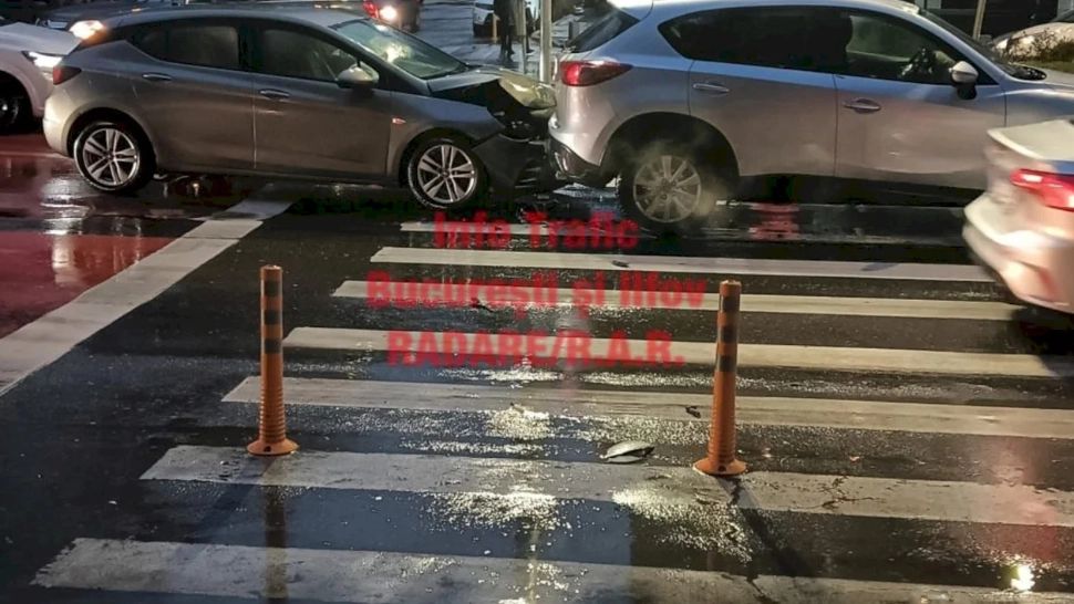 Accident în Capitală. Trafic blocat pe Bulevardul Iuliu Maniu spre A1 (foto: Info Trafic București și Ilfov-Radare/R.A.R)