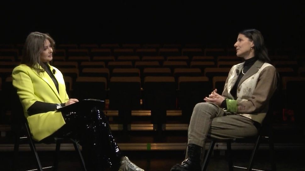 Podcasturile REALITATEA - Ceva-n PLUS. Chris Simion-Mercurian face dezvăluiri în premieră la Realitatea PLUS:,,E o femeie fericită. E o femeie care se bucură de ceea ce are”