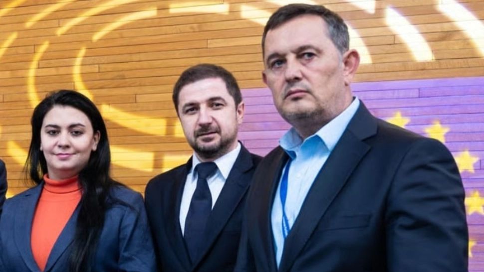 Georgiana Teodorescu, Adrian Axinia, Gheorghe Piperea / Europarlamentari AUR