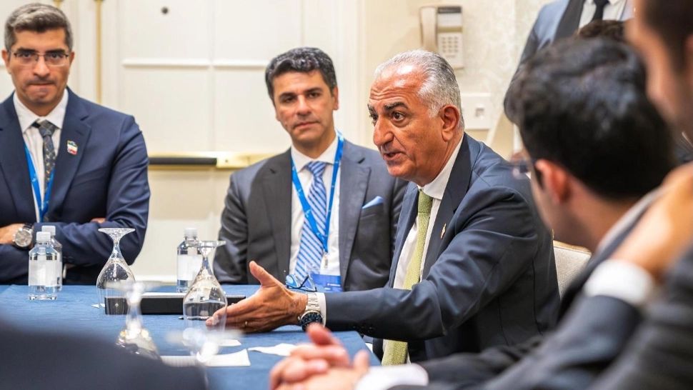Prințul moștenitor al Iranului, Reza Pahlavi, cere intervenția lui Trump. Foto/Pahlavi