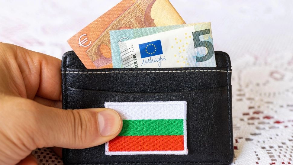 Bulgaria a intrat oficial în zona euro: principalele efecte/ Profimedia