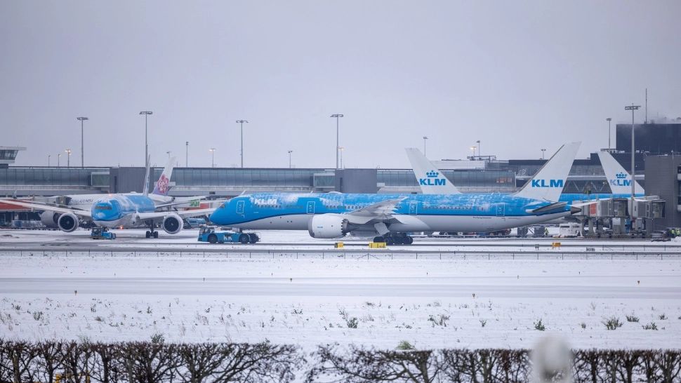 Zeci de avioane au rămas la sol pe Aeroportul Schipol