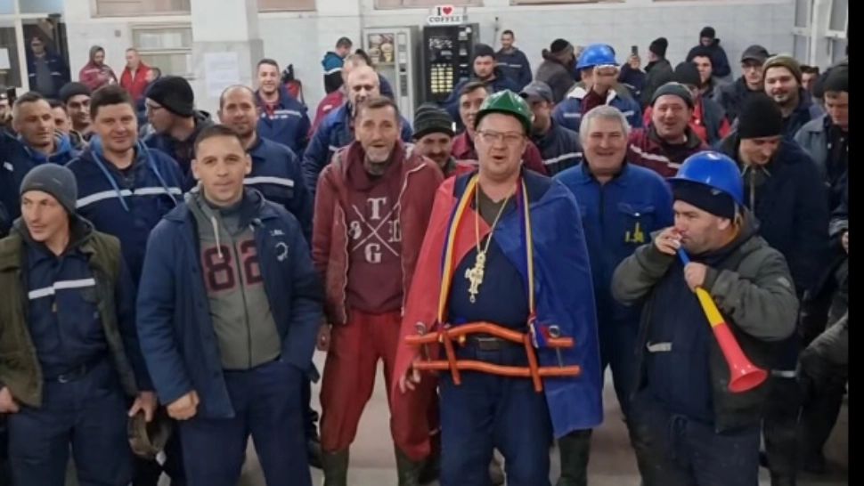 Protest în Capitală: minerii cer oprirea concedierilor de la Complexul Energetic Oltenia/ Arhivă foto