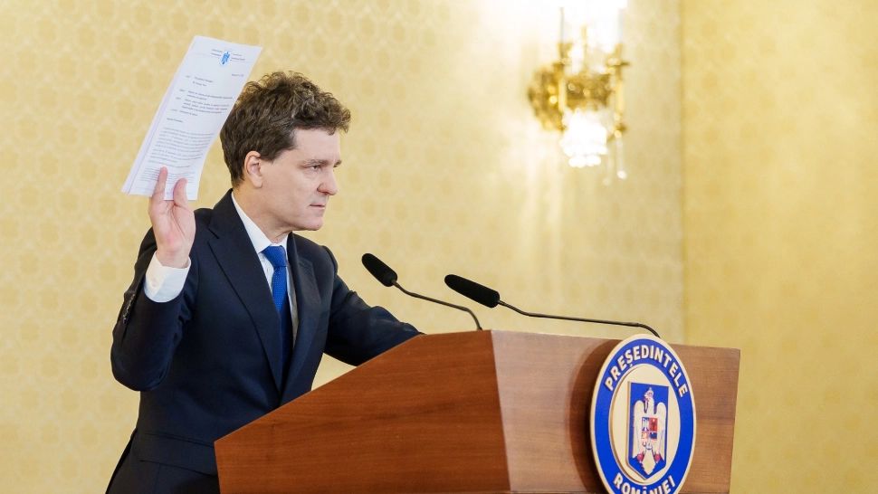 Nicușor Dan pregătește referendumul în Justiție