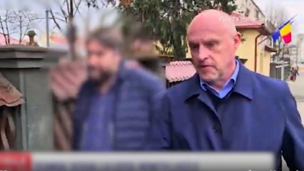 Profesorul acuzat de viol a revenit la catedră. Atrăgea eleve în ordinul ocult și le agresa