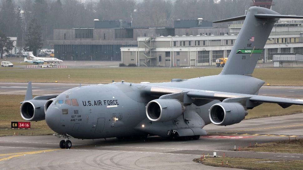 Un avion al armatei SUA a transportat pentru prima dată în istorie un microreactor nuclear. Orașul și scopul pentru care s-a desfășurat operațiunea (foto: profimedia)