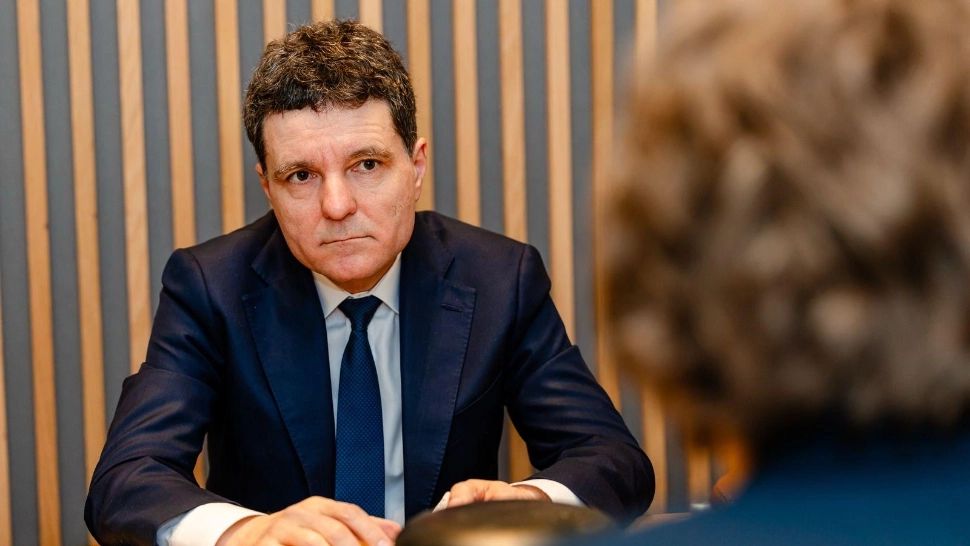Nicușor Dan, discuție la Bruxelles cu vicepremierul Oana Gheorghiu despre digitalizare și reforma companiilor de stat: „Este indispensabilă și nu mai poate fi amânată. Un stat puternic are nevoie de companii puternice”