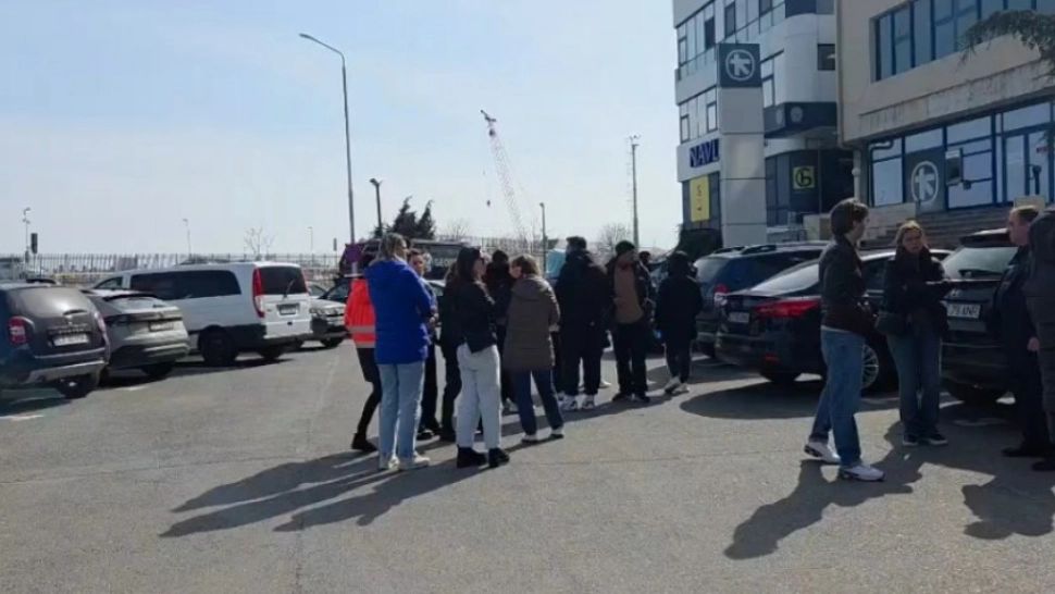 Rudele marinarilor dispăruți în tragedia navală de la Midia cer reluarea căutărilor: „Suntem în față la ANR pentru a îi convinge să intre după oameni”