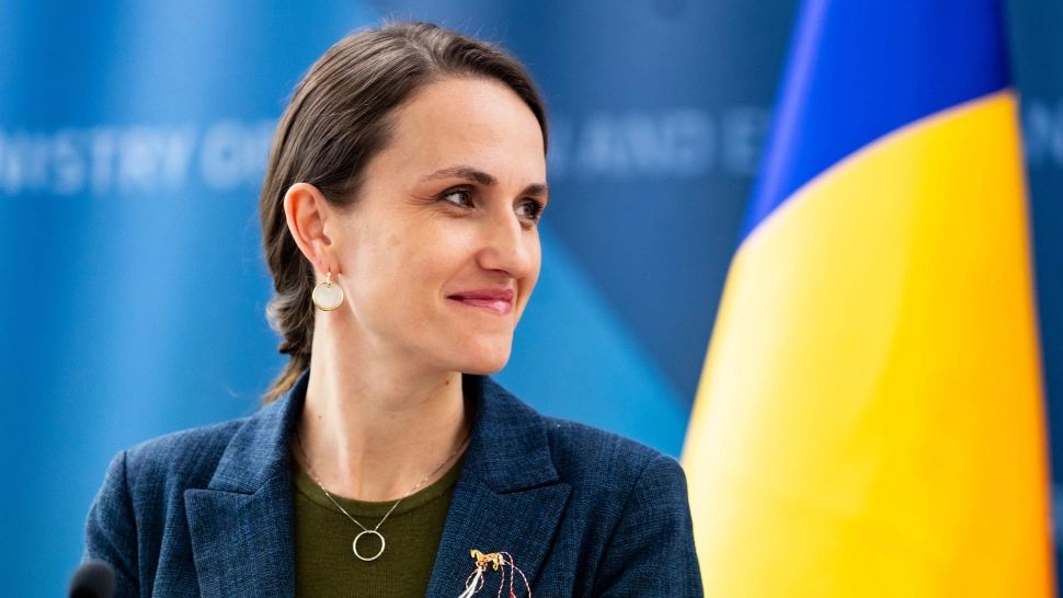 Oana Țoiu, convorbire cu ministrul de externe al Emiratelor Arabe Unite