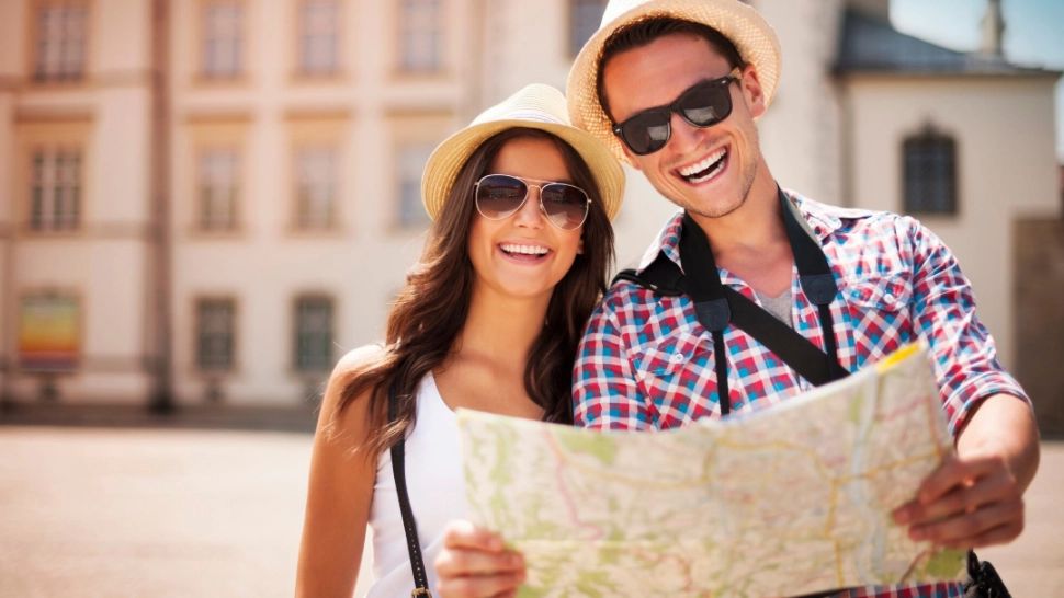 Turiștii pot anula vacanțele fără penalități și își recuperează banii