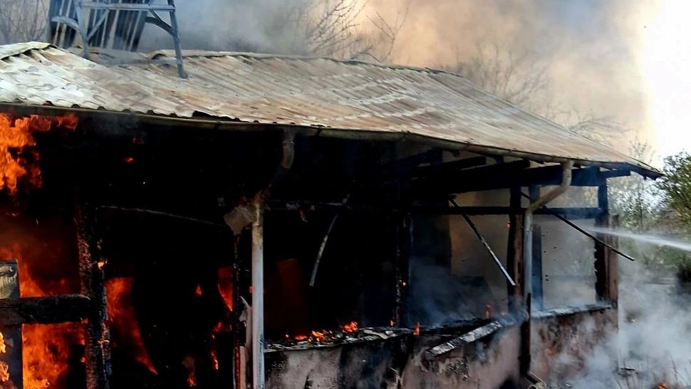 Incendiu puternic în județul Giurgiu: o locuință a fost distrusă după un posibil scurtcircuit la aerul condiționat