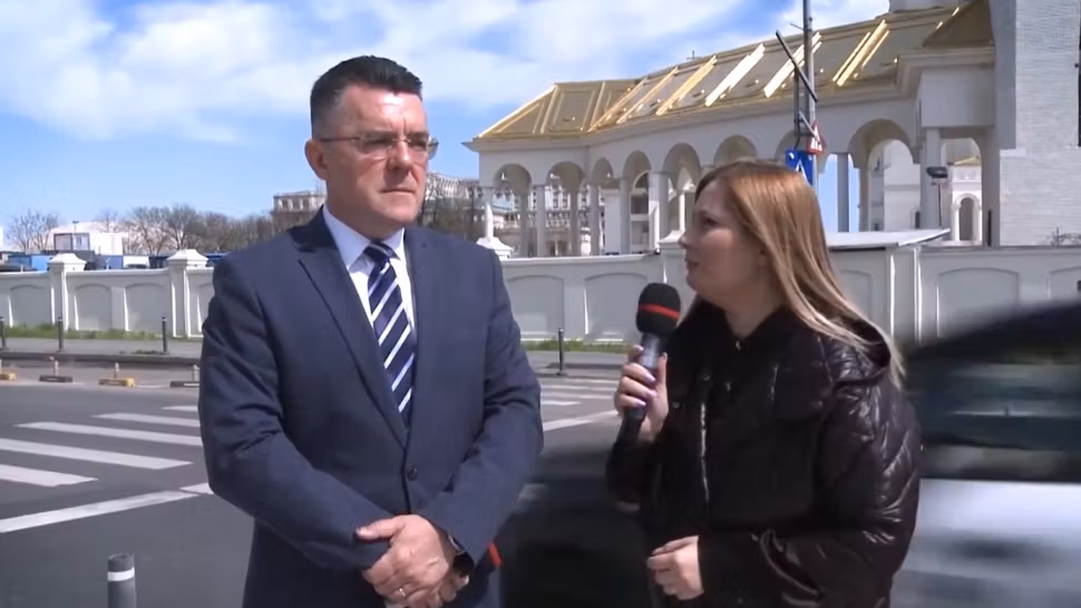 Dan Dungaciu si Ionela Arcanu