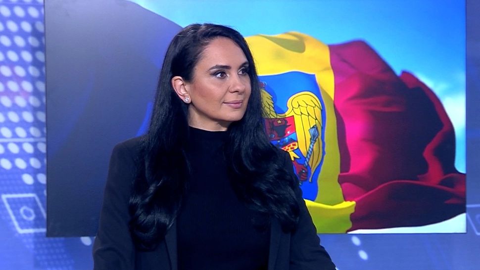 alexandra pacuraru