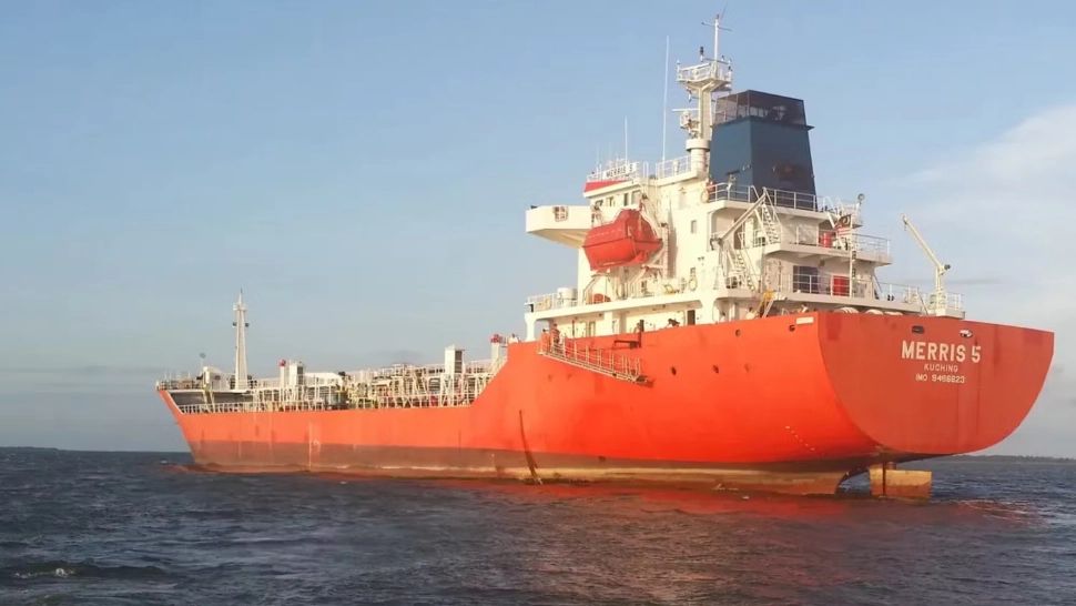 Război în Orientul Mijlociu. Un petrolier non-iranian a traversat Strâmtoarea Ormuz, dar situția rămâne tensionată