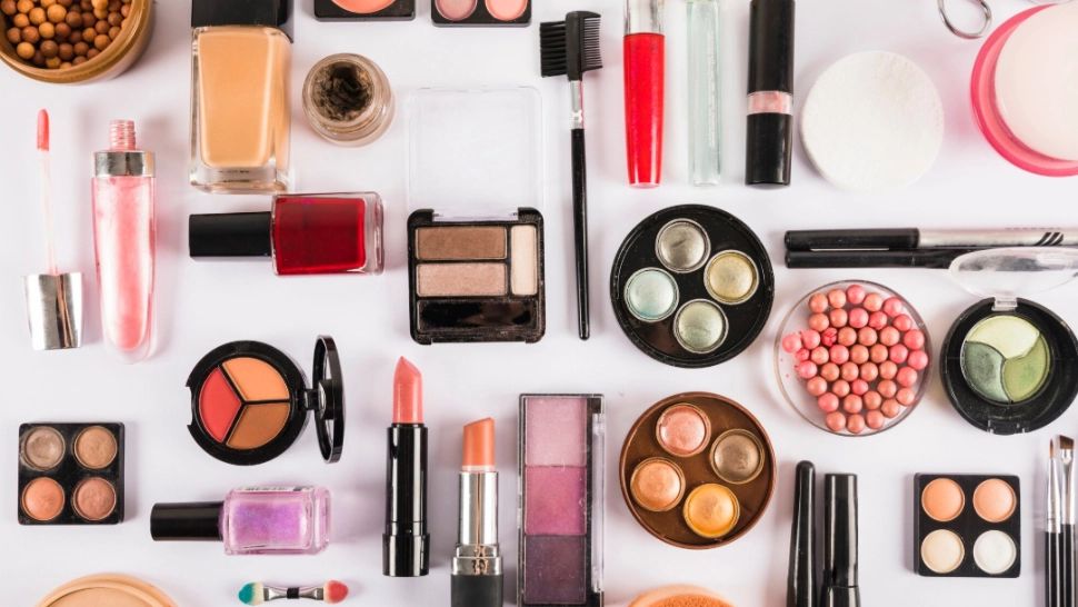 Interdicții noi în UE pentru cosmetice