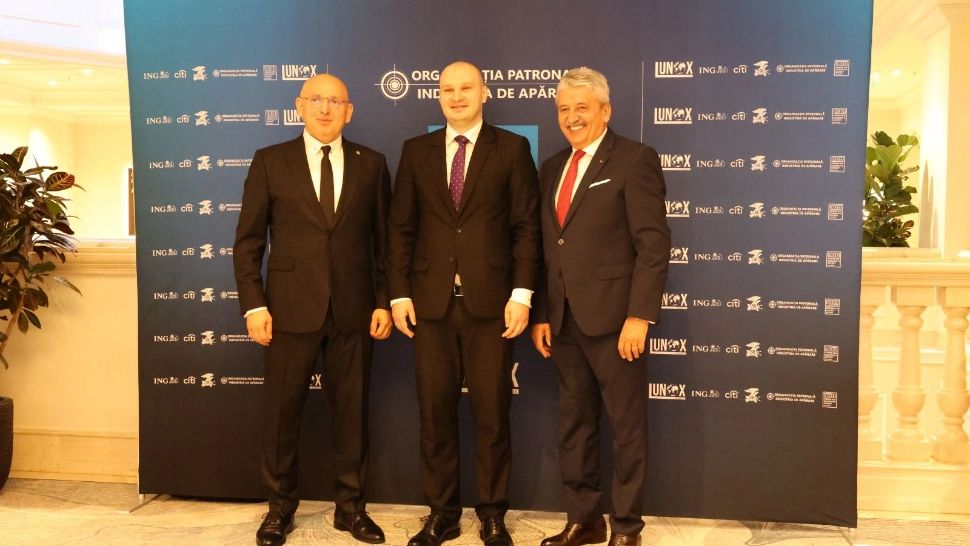 Recrutarea este noua linie de apărare a româniei