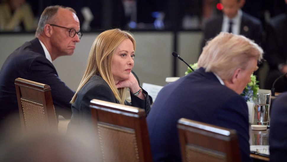 Georgia Meloni si Donald Trump (Profimedia)