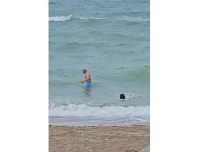 Baie in Marea Neagra