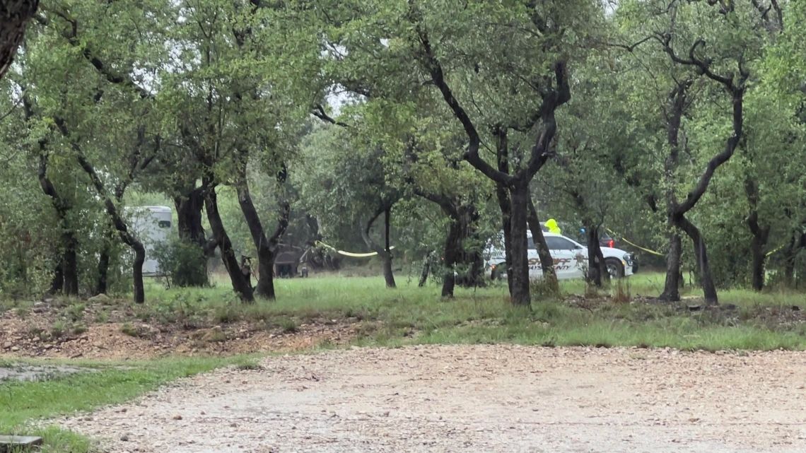 Avion cu 5 oameni prăbușit în Texas. Nu a supraviețuini nicio persoană. Foto/FOX West Texas﻿