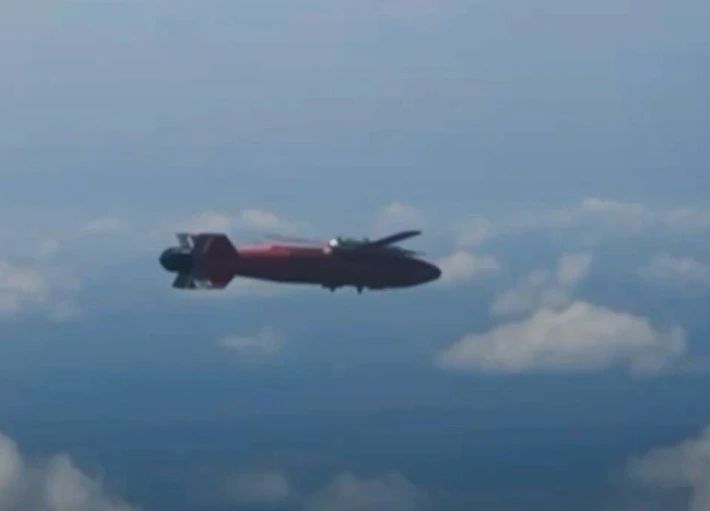 Bomba aeriană ucraineană