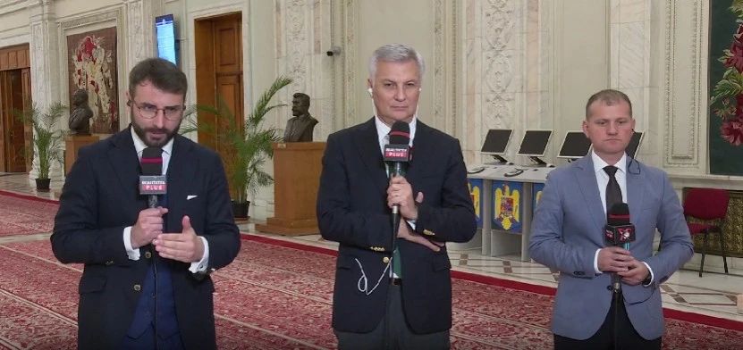 Deputați la Palatul Parlamentului 