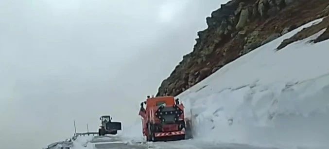 Deszăpezire / Captură video