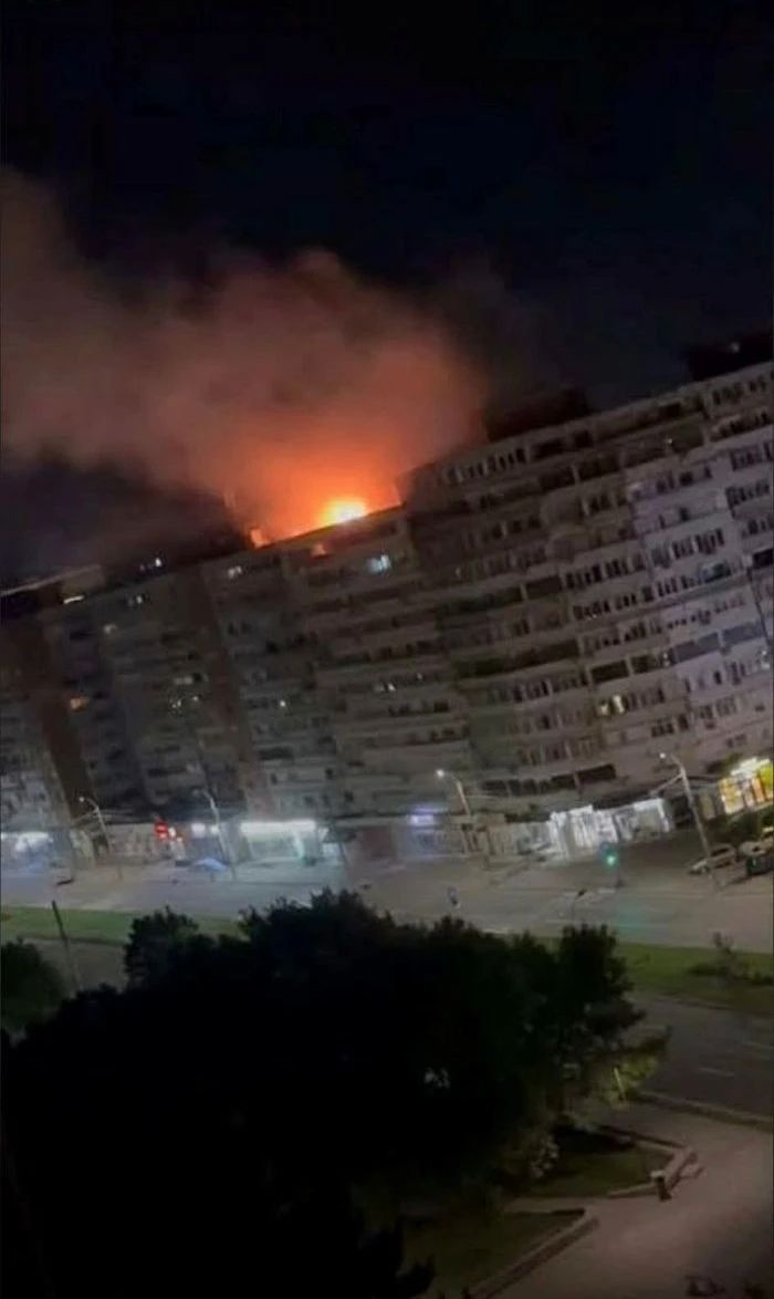 Dronă prăbușită pe un bloc din Galați