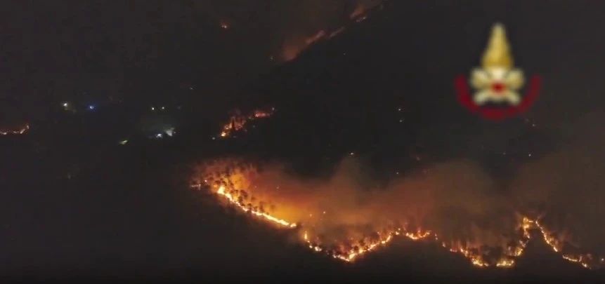 Incendiu în Italia
