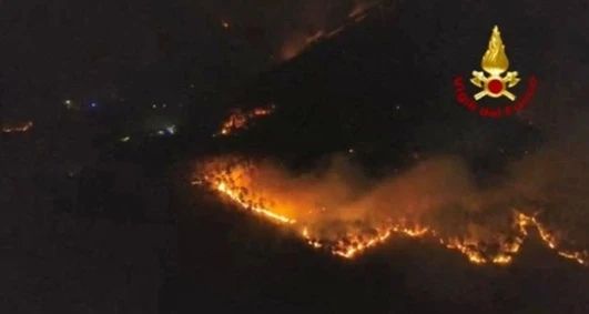 Incendiu Toscana/ Captură video