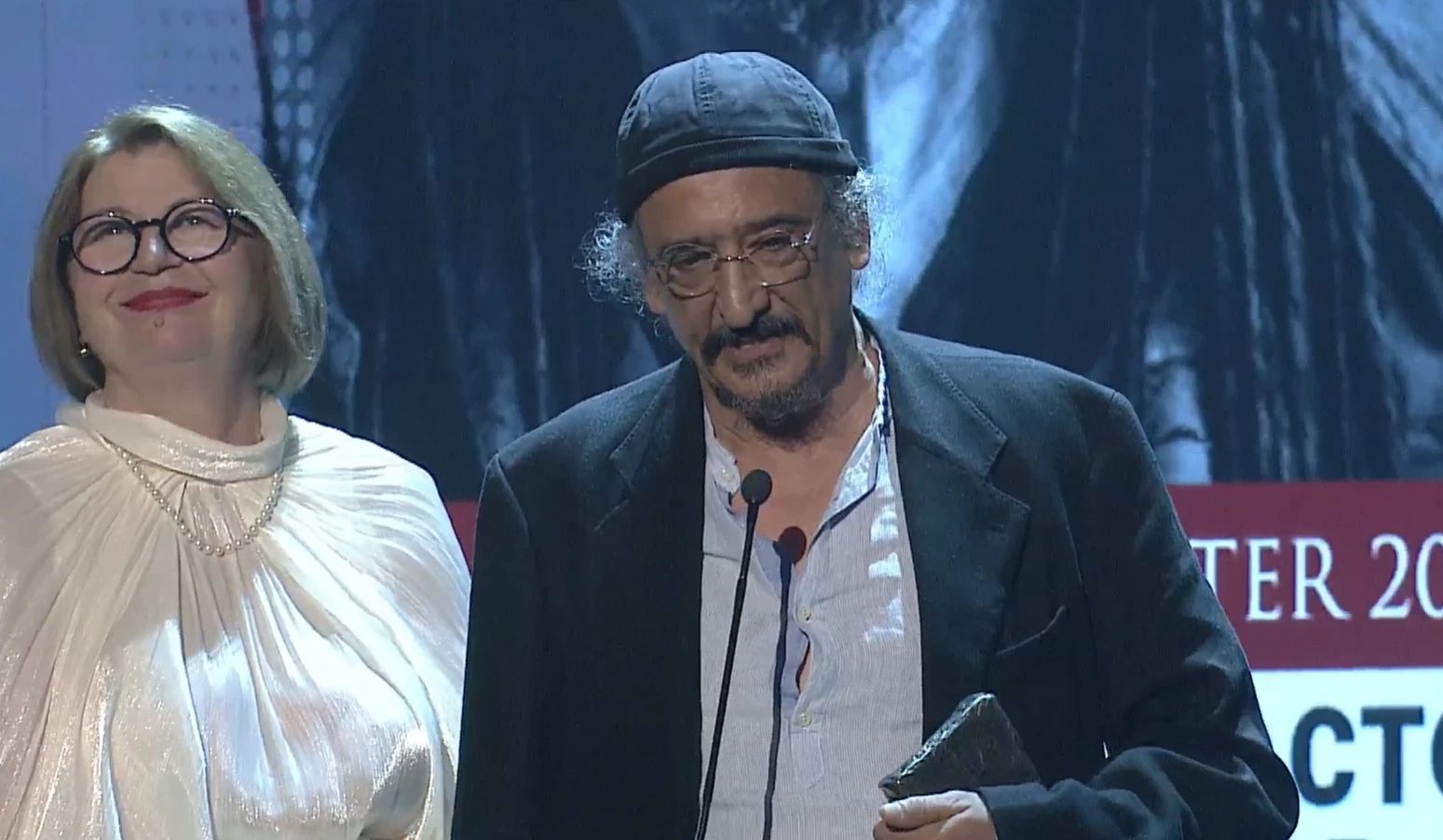 Tibor Pálffy pe scena Premiilor UNITER. Foto: Facebook